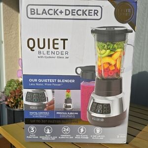Black & Decker Quiet Blender with Glass Jar